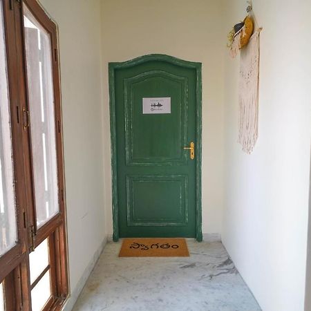 Destin Olympus Banjara Hostel Hyderabad Luaran gambar