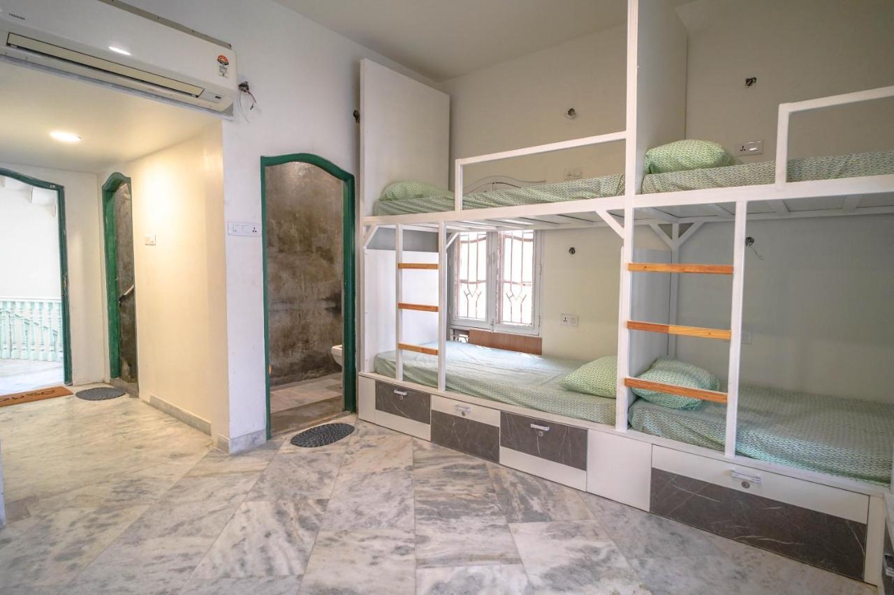 Destin Olympus Banjara Hostel Hyderabad Luaran gambar