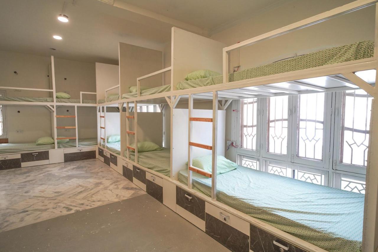 Destin Olympus Banjara Hostel Hyderabad Luaran gambar